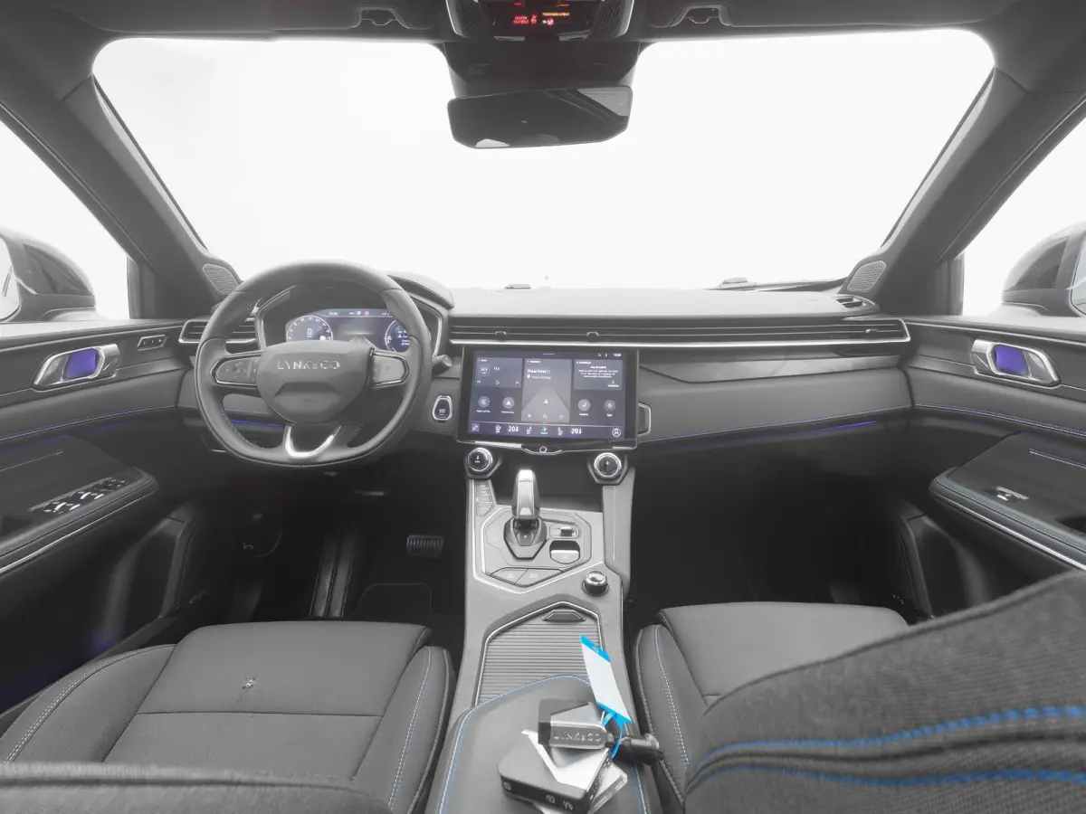 1.5 Plug-in Hybrid | 360° | BLACK | ZWARTE HEMEL | STUURVERWARMING | NLD AUTO