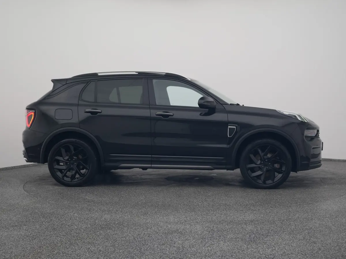 1.5 Plug-in Hybrid | 360° | BLACK | ZWARTE HEMEL | STUURVERWARMING | NLD AUTO