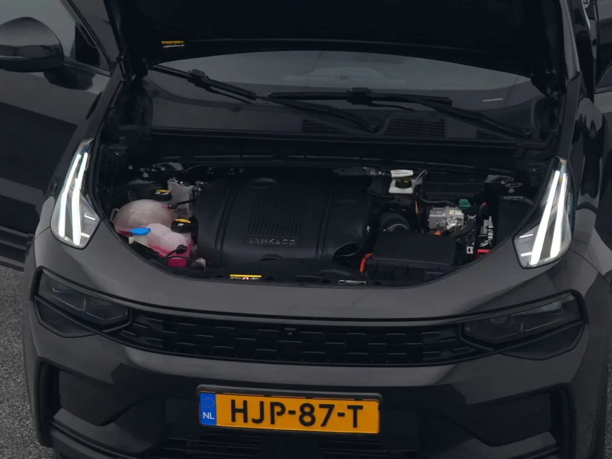 1.5 Plug-in Hybrid | 360° | BLACK | ZWARTE HEMEL | STUURVERWARMING | NLD AUTO