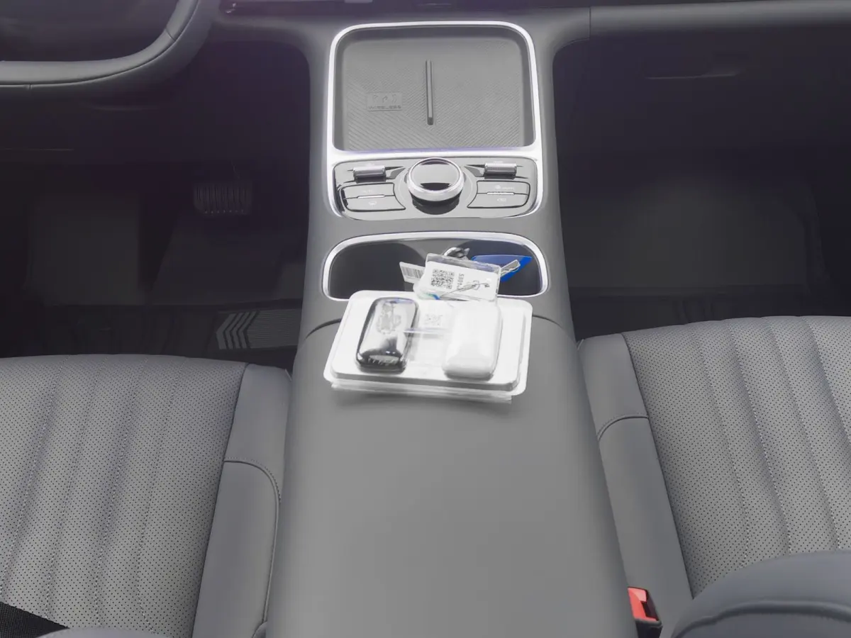 NEW | 1.5 Max+ | 18x BESCHIKBAAR | 136 KM ELEKTRISCH | PANO | HUD | ADAPTIVE | STOEL- EN STUURVERW. + VENT. + MASSAGE