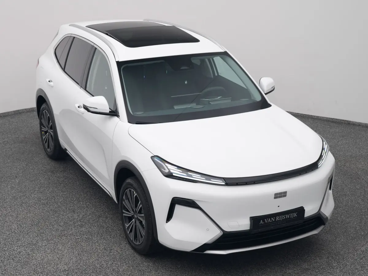 NEW | 1.5 Max+ | 18x BESCHIKBAAR | 136 KM ELEKTRISCH | PANO | HUD | ADAPTIVE | STOEL- EN STUURVERW. + VENT. + MASSAGE