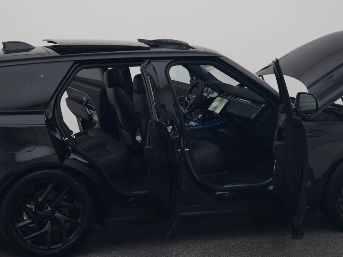 3.0 P460e SE PHEV | PANO | 360° | MERIDIAN | MEMORY | LUCHTVERING | STOEL- EN STUURVERW.