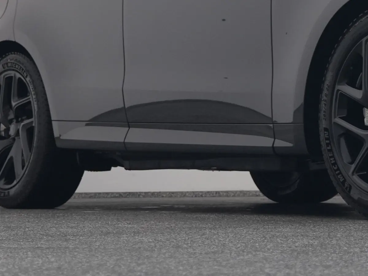 3.0 P460e SE PHEV | PANO | 360° | MERIDIAN | MEMORY | LUCHTVERING | STOEL- EN STUURVERW.