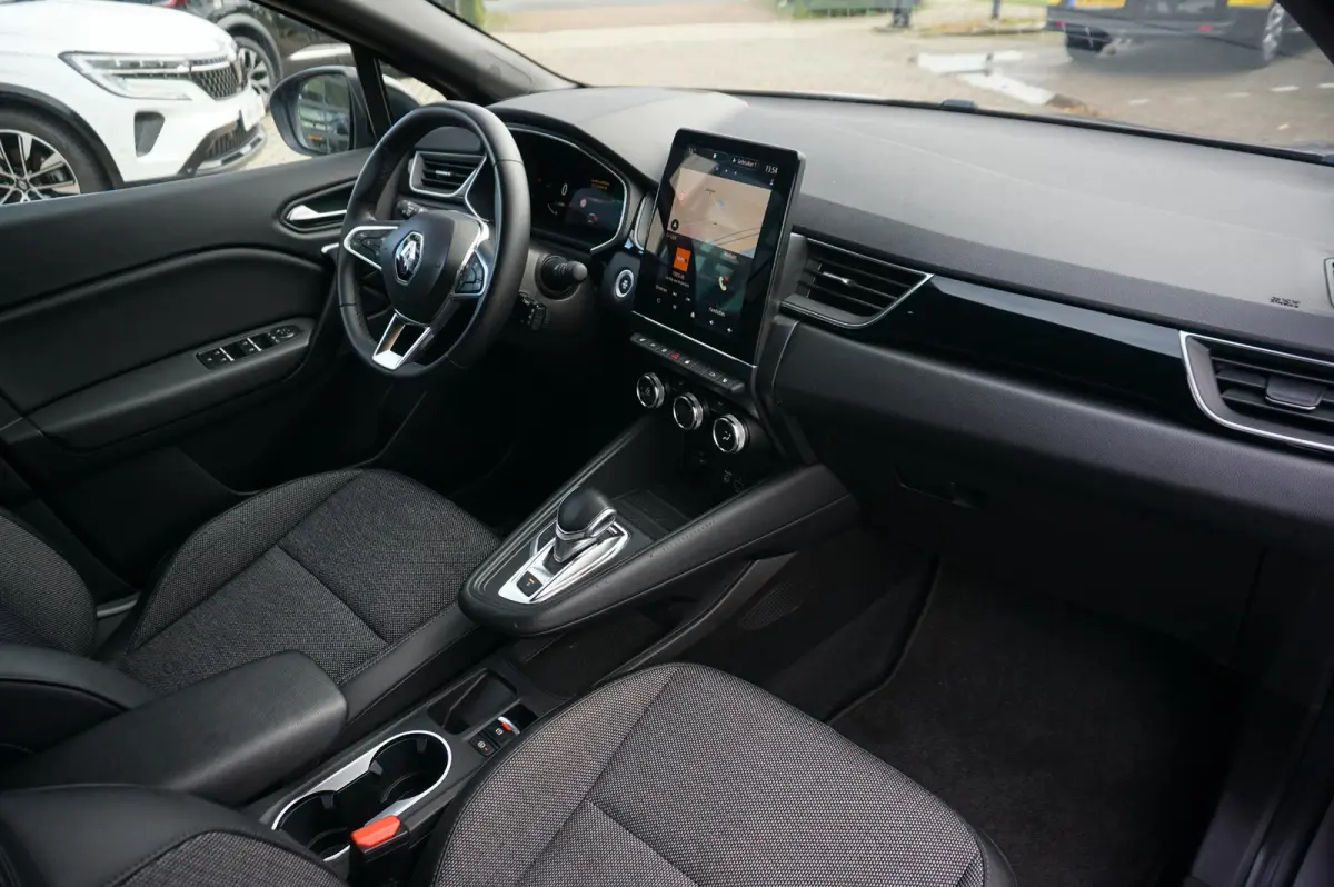 1.6 E-Tech Plug-in Hybrid 160 Rive Gauche
