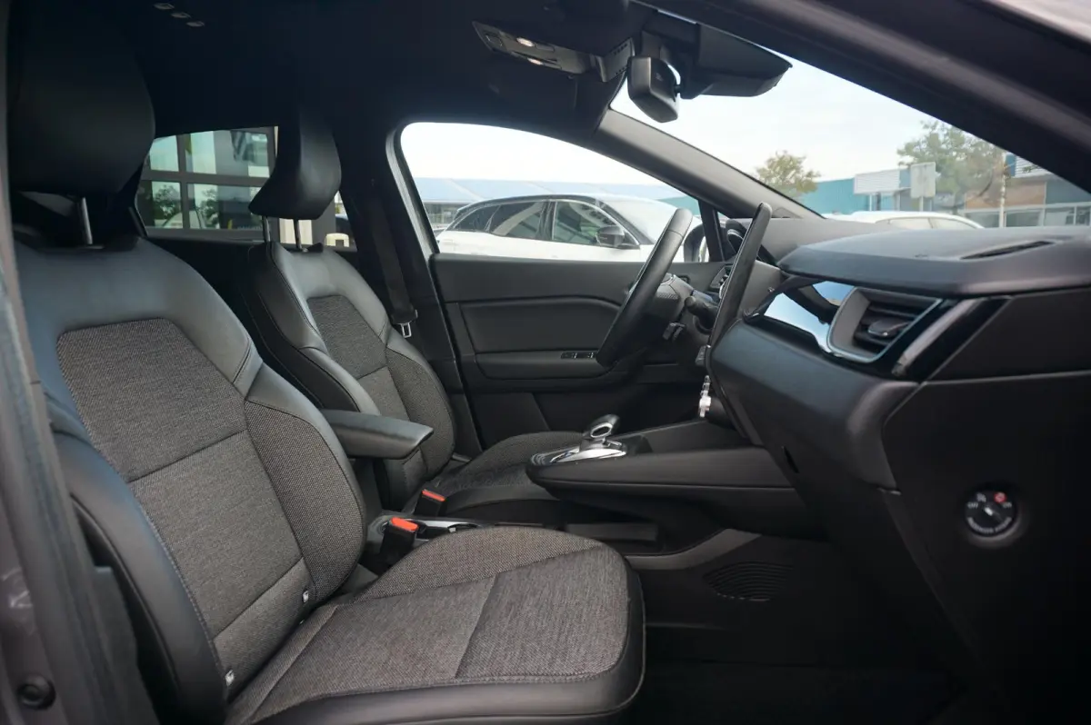 1.6 E-Tech Plug-in Hybrid 160 Rive Gauche