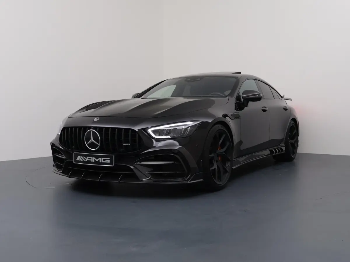 AMG 63 S 4MATIC+ Premium | Premium pakket | AMG Dynamic Plus | AMG Track Pace | Keramisch | Burmester 3D | AMG Carbon Exterieur | AMG Aerodynamica | 21-Inch | Carbon ombouw