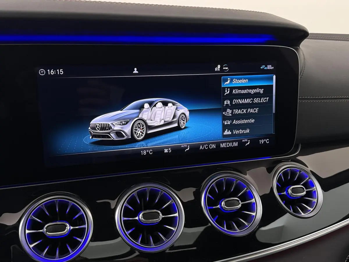 AMG 63 S 4MATIC+ Premium | Premium pakket | AMG Dynamic Plus | AMG Track Pace | Keramisch | Burmester 3D | AMG Carbon Exterieur | AMG Aerodynamica | 21-Inch | Carbon ombouw