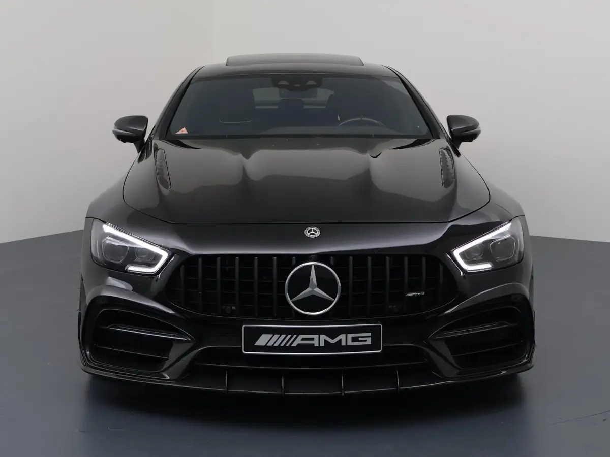AMG 63 S 4MATIC+ Premium | Premium pakket | AMG Dynamic Plus | AMG Track Pace | Keramisch | Burmester 3D | AMG Carbon Exterieur | AMG Aerodynamica | 21-Inch | Carbon ombouw