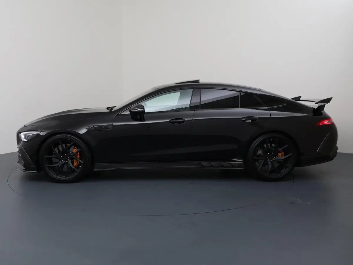 AMG 63 S 4MATIC+ Premium | Premium pakket | AMG Dynamic Plus | AMG Track Pace | Keramisch | Burmester 3D | AMG Carbon Exterieur | AMG Aerodynamica | 21-Inch | Carbon ombouw