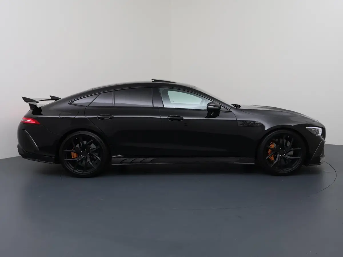 AMG 63 S 4MATIC+ Premium | Premium pakket | AMG Dynamic Plus | AMG Track Pace | Keramisch | Burmester 3D | AMG Carbon Exterieur | AMG Aerodynamica | 21-Inch | Carbon ombouw