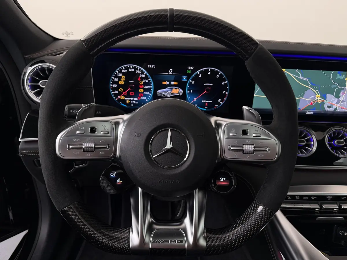 AMG 63 S 4MATIC+ Premium | Premium pakket | AMG Dynamic Plus | AMG Track Pace | Keramisch | Burmester 3D | AMG Carbon Exterieur | AMG Aerodynamica | 21-Inch | Carbon ombouw
