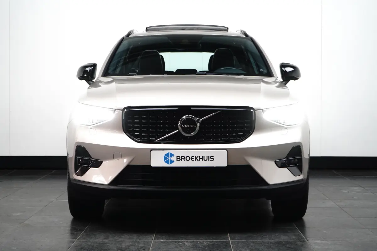 T5 Ultimate Dark Plug-In Hybrid 2WD | Trekhaak | Panoramadak | BLIS | Apple Carplay - Androud Auto | Memory | Stoel + Stuurverwarming | Harman en Kardon | PDC V+A 360 Camera