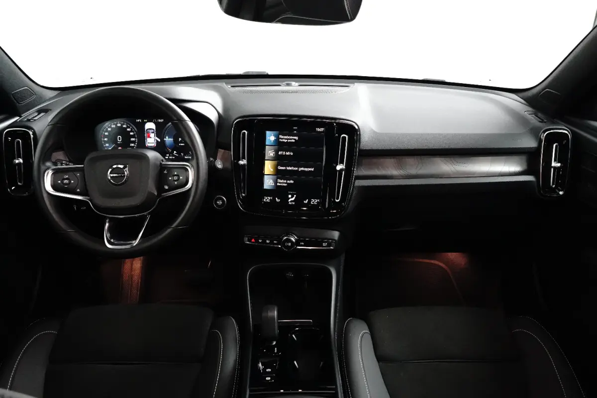 T5 Ultimate Dark Plug-In Hybrid 2WD | Trekhaak | Panoramadak | BLIS | Apple Carplay - Androud Auto | Memory | Stoel + Stuurverwarming | Harman en Kardon | PDC V+A 360 Camera