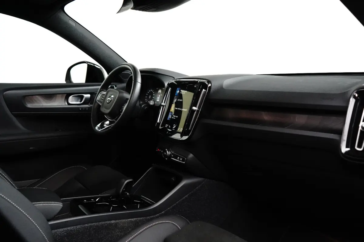 T5 Ultimate Dark Plug-In Hybrid 2WD | Trekhaak | Panoramadak | BLIS | Apple Carplay - Androud Auto | Memory | Stoel + Stuurverwarming | Harman en Kardon | PDC V+A 360 Camera