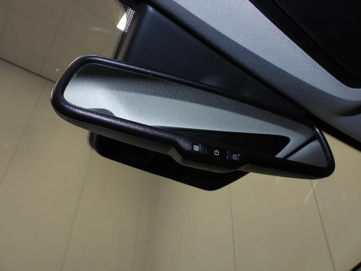 1.6 GDI PHEV Plug-In ExecutiveLine LEER/SCHUIFDAK/LED/17"LMV!