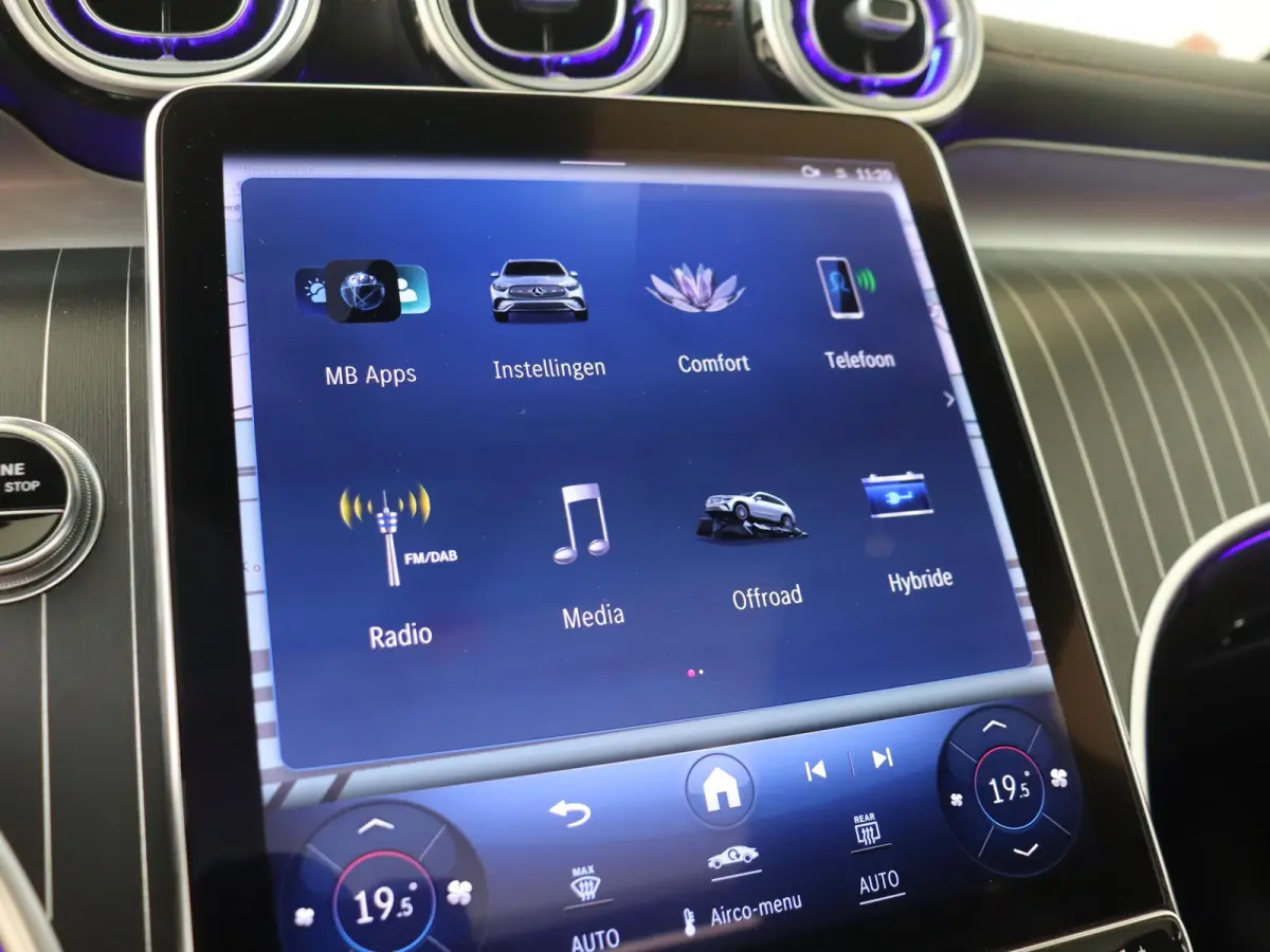4MATIC AMG Line Premium Plus /Panoramadak /Burmester /360 Camera /HUD /Elek. Trekhaak