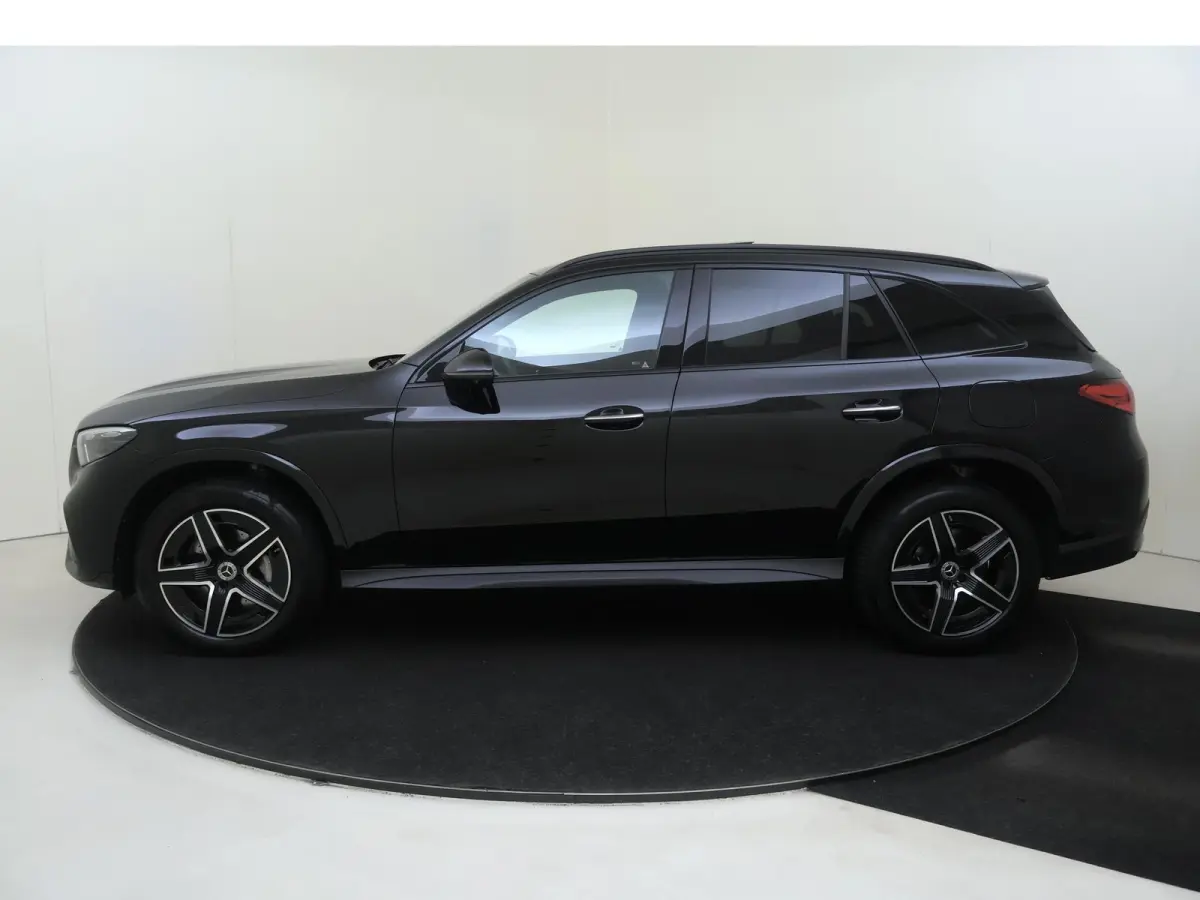 4MATIC AMG Line Premium Plus /Panoramadak /Burmester /360 Camera /HUD /Elek. Trekhaak