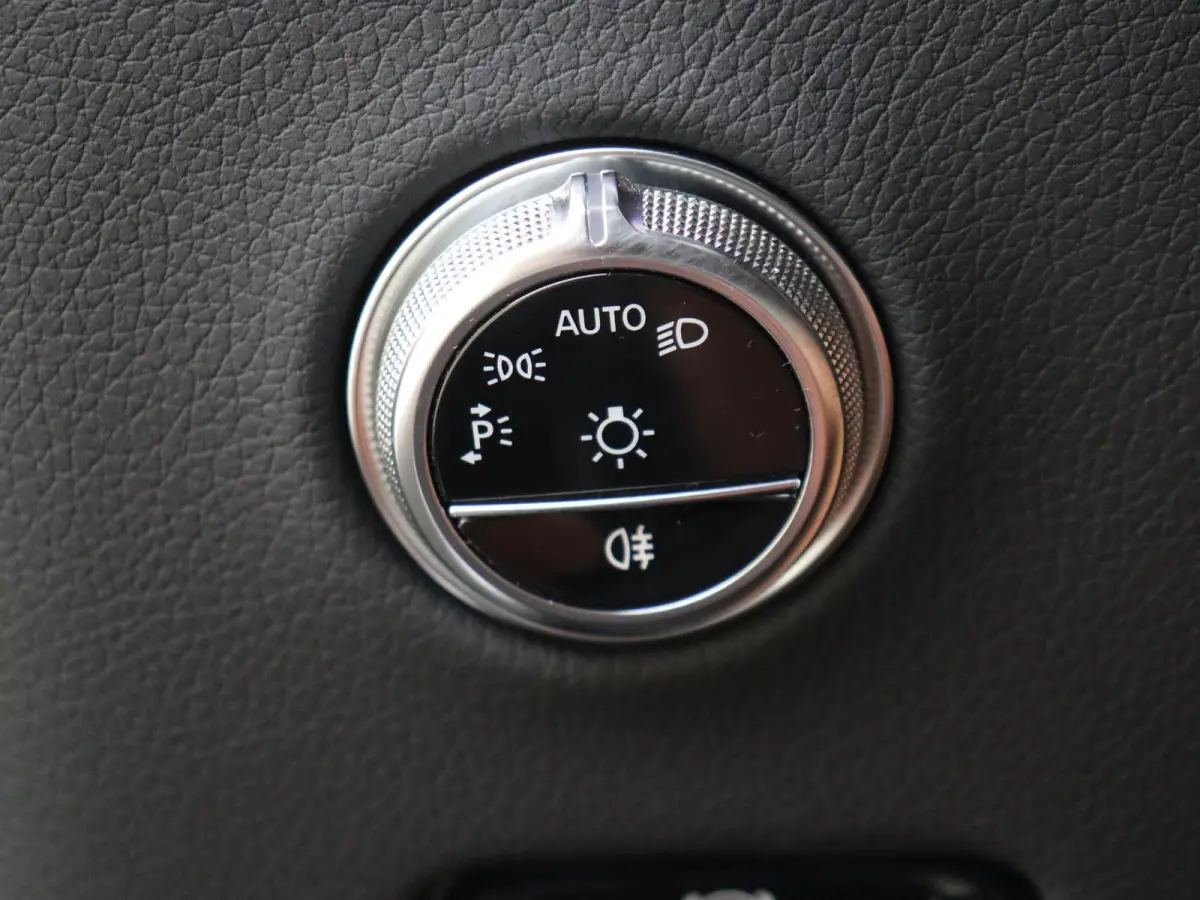 4MATIC AMG Line Premium Plus /Panoramadak /Burmester /360 Camera /HUD /Elek. Trekhaak