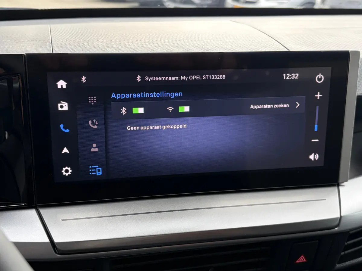 1.2 Turbo Hybrid 145 PK GS | 2+6 JAAR GARANTIE| STUUR, STOEL EN VOORRUITVERWARMING| DODEHOEK DETECTIE| COMFORTSTOELEN| NAVIGATIE + APPLE CARPLAY/ANDROID AUTO| CAMERA + PARKEERSENSOREN| DRAAD