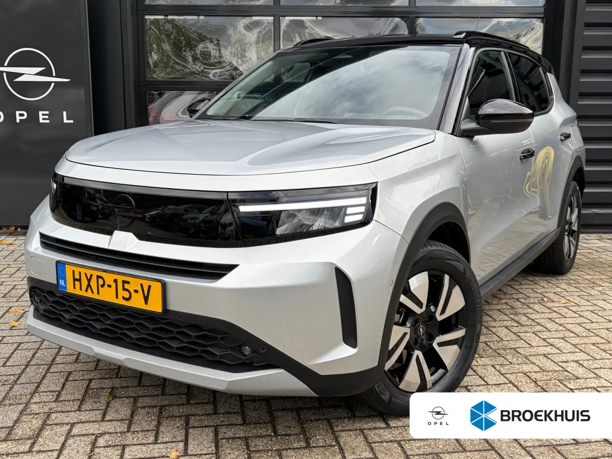 1.2 Turbo Hybrid 145 PK GS | 2+6 JAAR GARANTIE| STUUR, STOEL EN VOORRUITVERWARMING| DODEHOEK DETECTIE| COMFORTSTOELEN| NAVIGATIE + APPLE CARPLAY/ANDROID AUTO| CAMERA + PARKEERSENSOREN| DRAAD