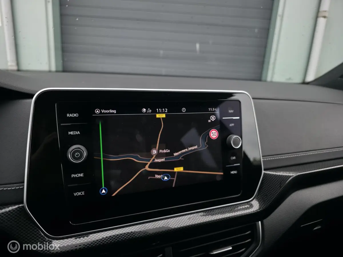 1.0 TSI R-Line / Luxe / Carplay / Camera