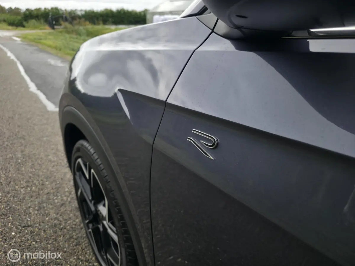 1.0 TSI R-Line / Luxe / Carplay / Camera