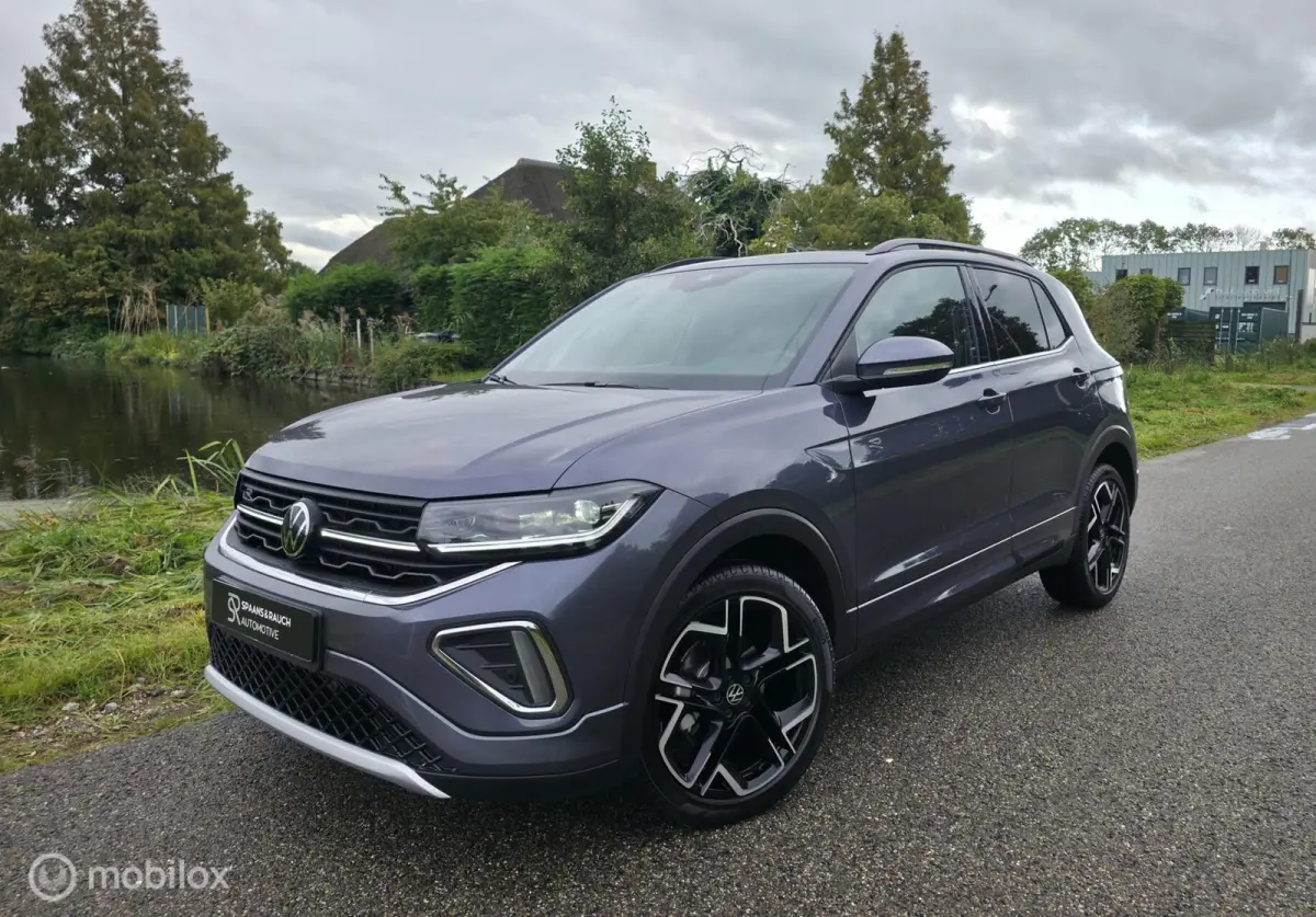 1.0 TSI R-Line / Luxe / Carplay / Camera