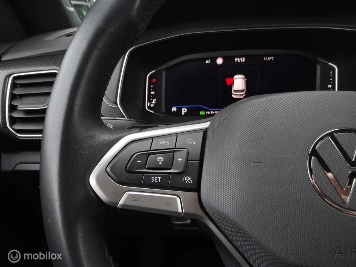 1.0 TSI R-Line / Luxe / Carplay / Camera