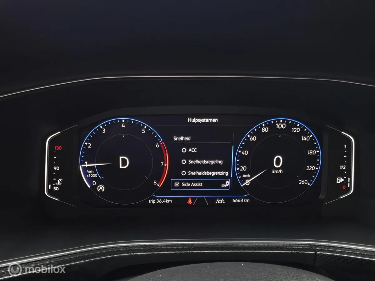 1.0 TSI R-Line / Luxe / Carplay / Camera