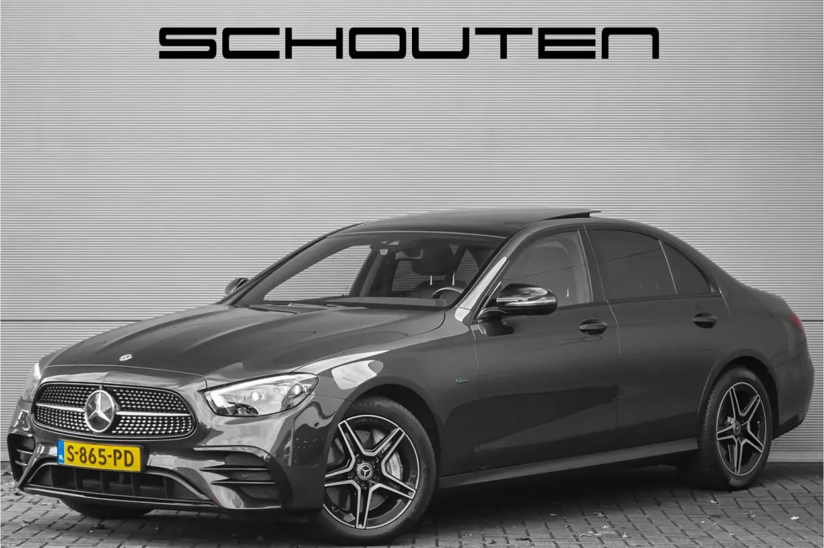 300 e AMG Line Night Pano Burmester ACC Trekhaak Camera 18"