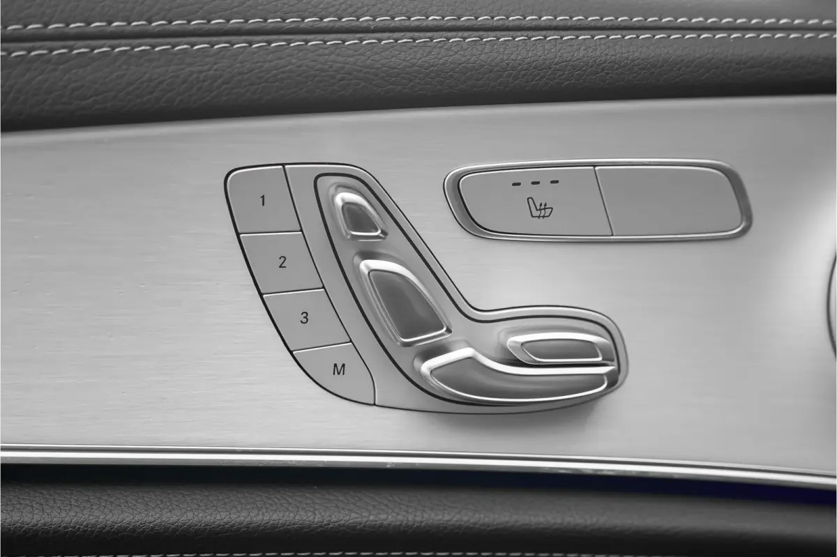 300 e AMG Line Night Pano Burmester ACC Trekhaak Camera 18"