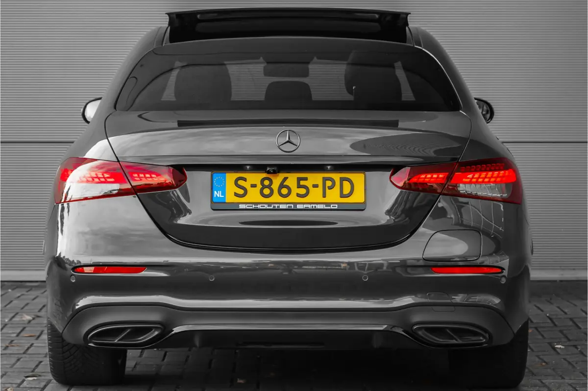 300 e AMG Line Night Pano Burmester ACC Trekhaak Camera 18"