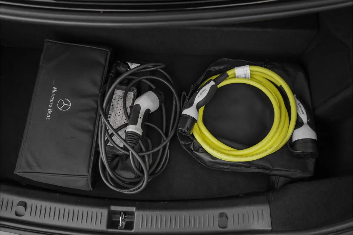 300 e AMG Line Night Pano Burmester ACC Trekhaak Camera 18"