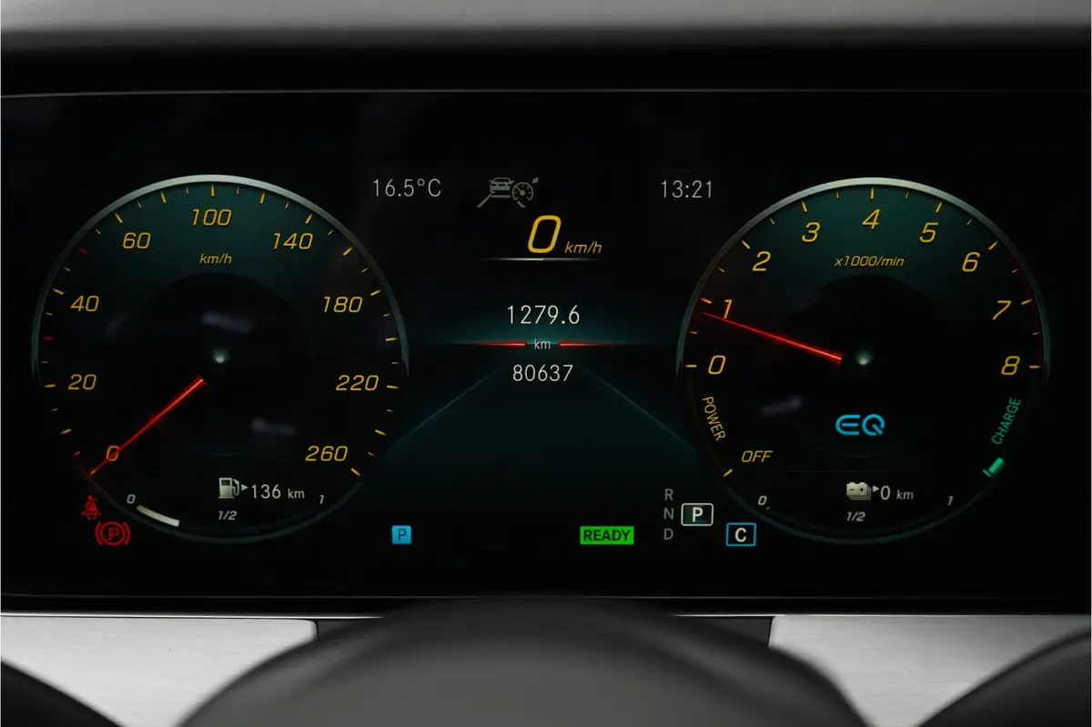 300 e AMG Line Night Pano Burmester ACC Trekhaak Camera 18"