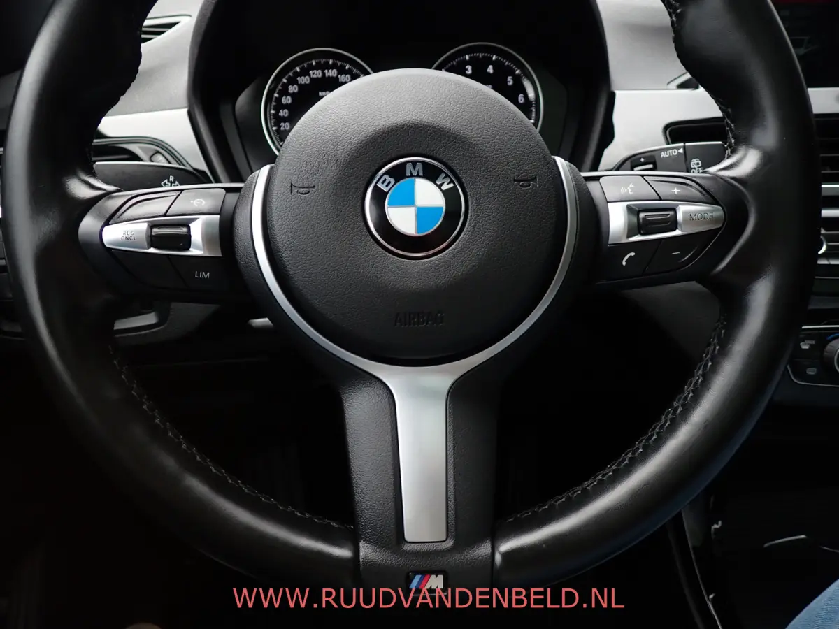 2.0i S-DRIVE PANODAK / CAMERA / HEAD-UP / SPORTLEER