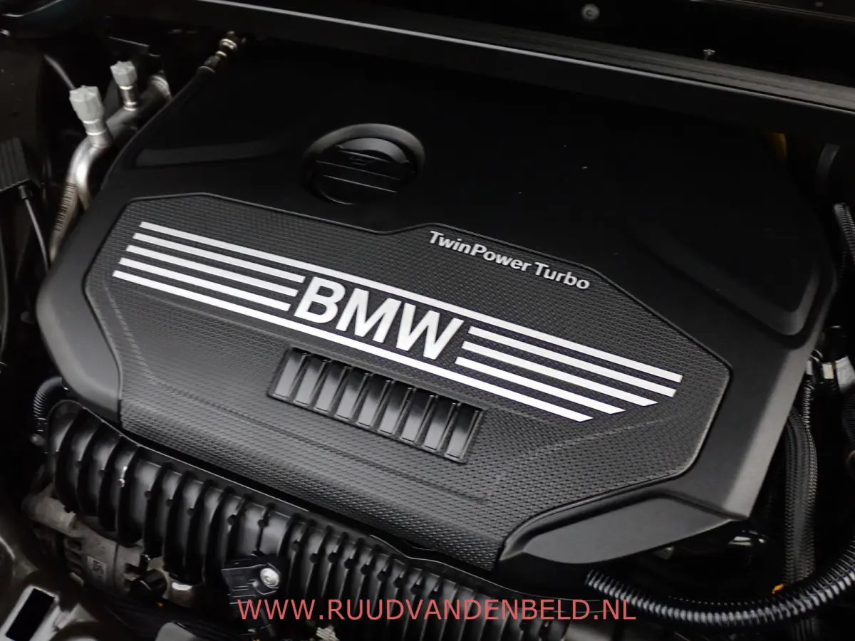 2.0i S-DRIVE PANODAK / CAMERA / HEAD-UP / SPORTLEER