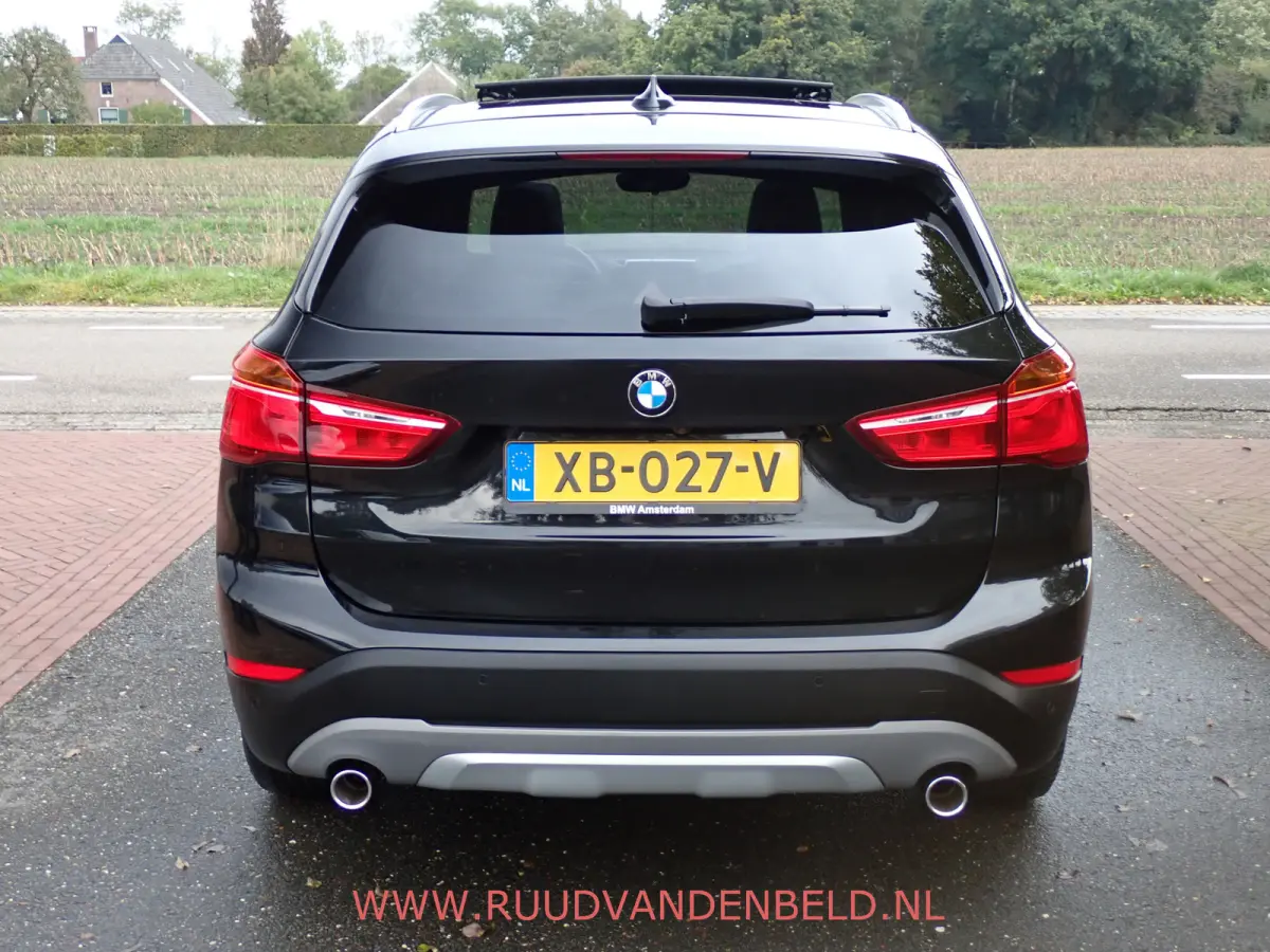 2.0i S-DRIVE PANODAK / CAMERA / HEAD-UP / SPORTLEER