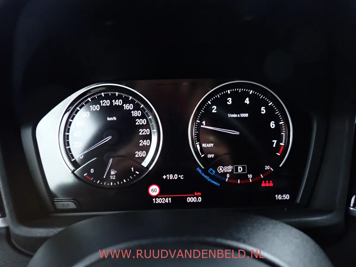 2.0i S-DRIVE PANODAK / CAMERA / HEAD-UP / SPORTLEER