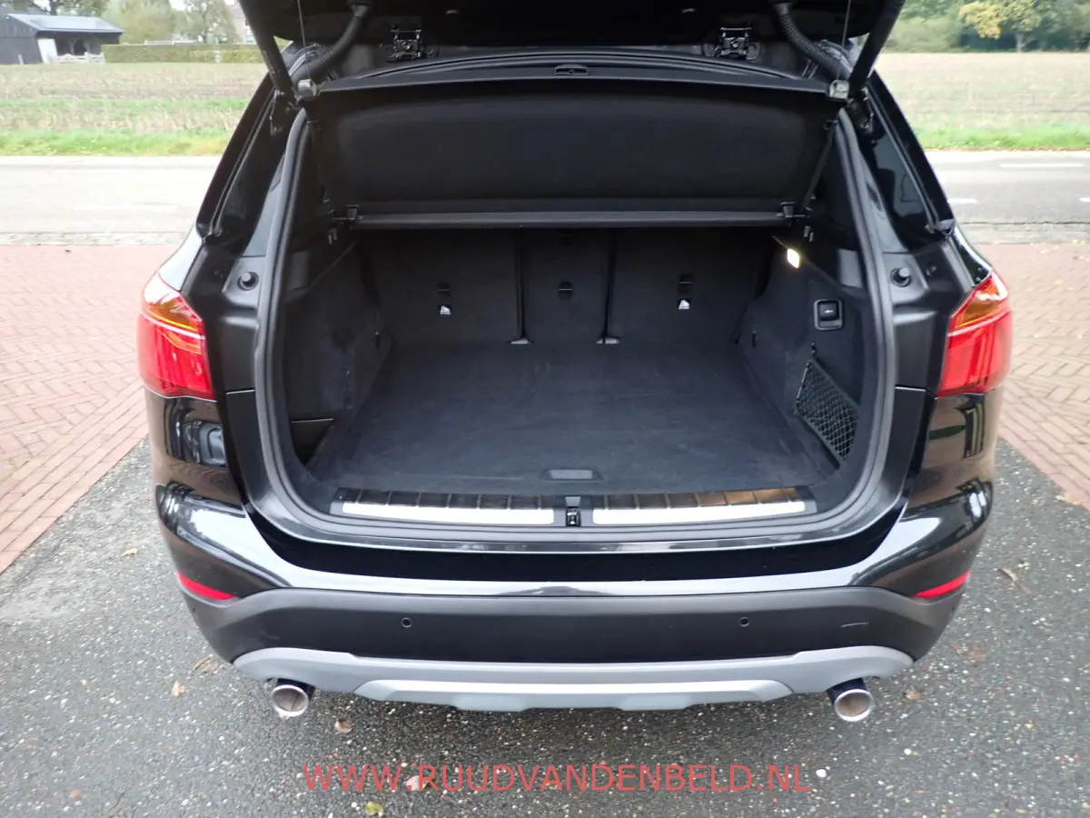 2.0i S-DRIVE PANODAK / CAMERA / HEAD-UP / SPORTLEER