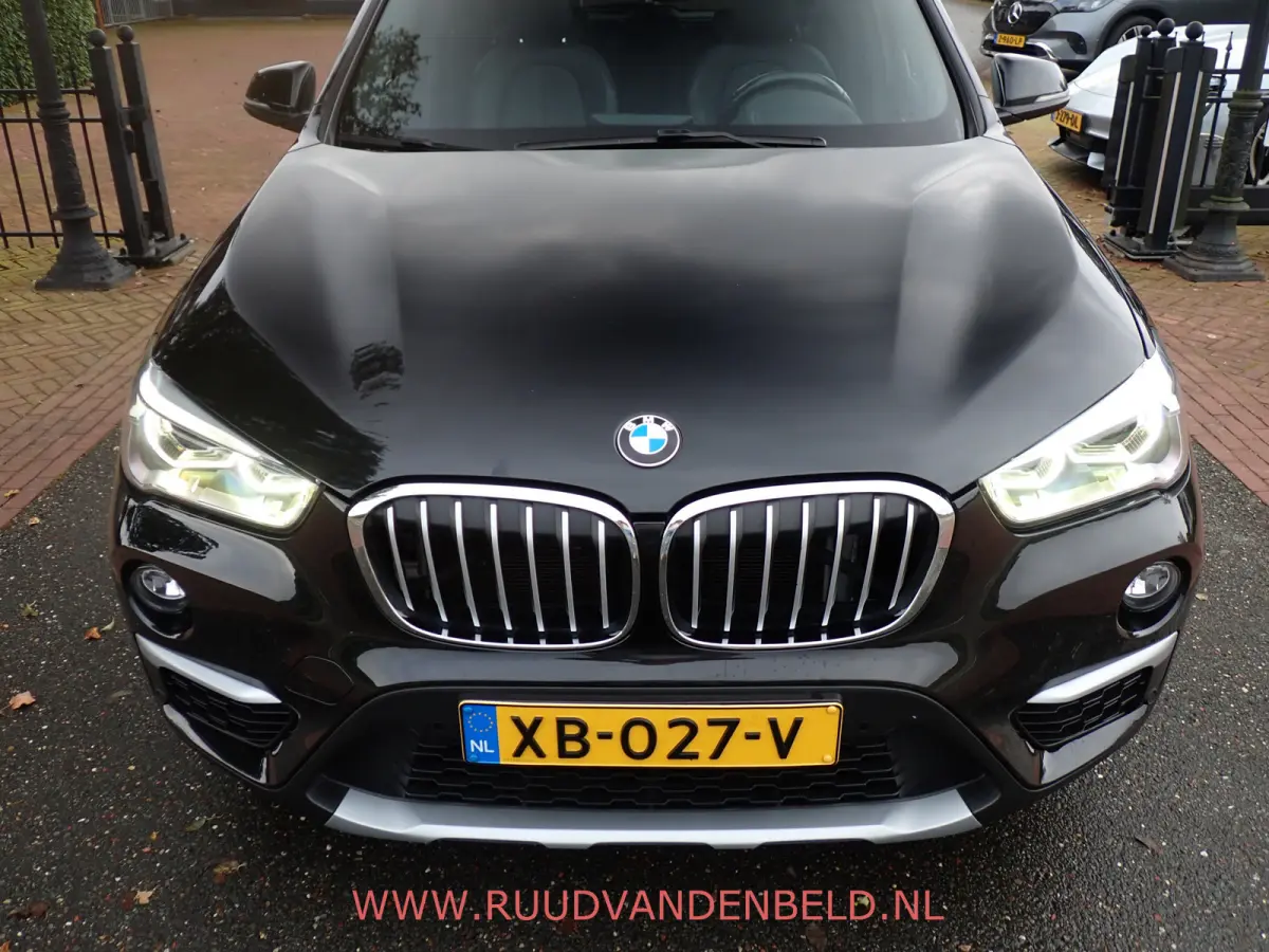 2.0i S-DRIVE PANODAK / CAMERA / HEAD-UP / SPORTLEER