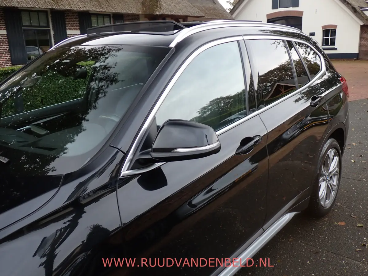 2.0i S-DRIVE PANODAK / CAMERA / HEAD-UP / SPORTLEER