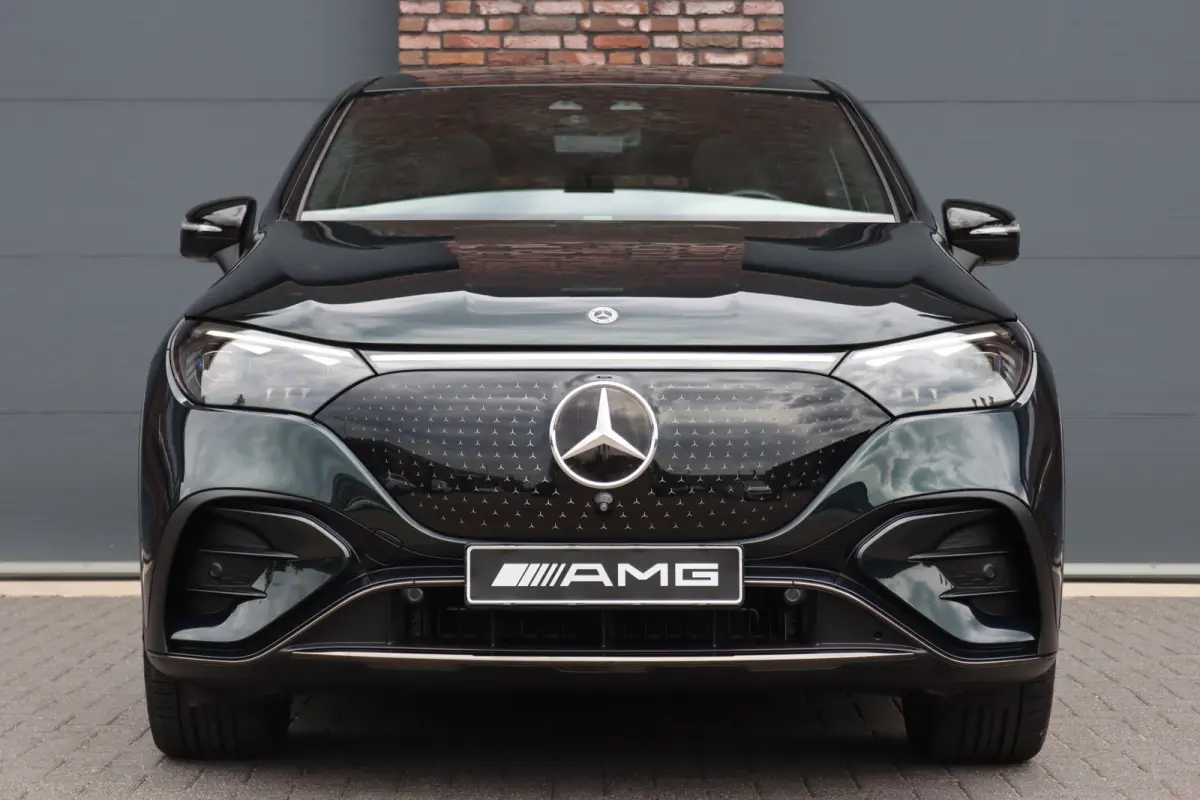 500 4MATIC AMG Line Premium 91 kWh | Hyperscreen | Distronic+ | Nappa Leder | Stoelventilatie | Trekhaak | Burmester | Digital Light | Panoramadak | Keyless Go |