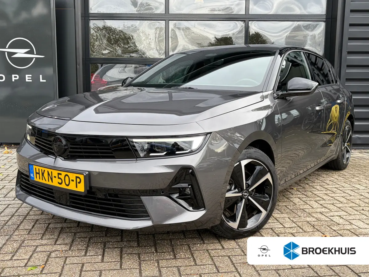 1.2 Turbo Hybrid 145 PK GS Aut. | ELEK. SCHUIF-/KANTELDAK| HEAD-UP DISPLAY| 360* CAMERA| MATRIX LED| AGR-COMFORTSTOELEN| ADAPTIEVE CRUISE CONTROL| DODEHOEK DETECTIE| SFEERVERLICHTING| STUUR,