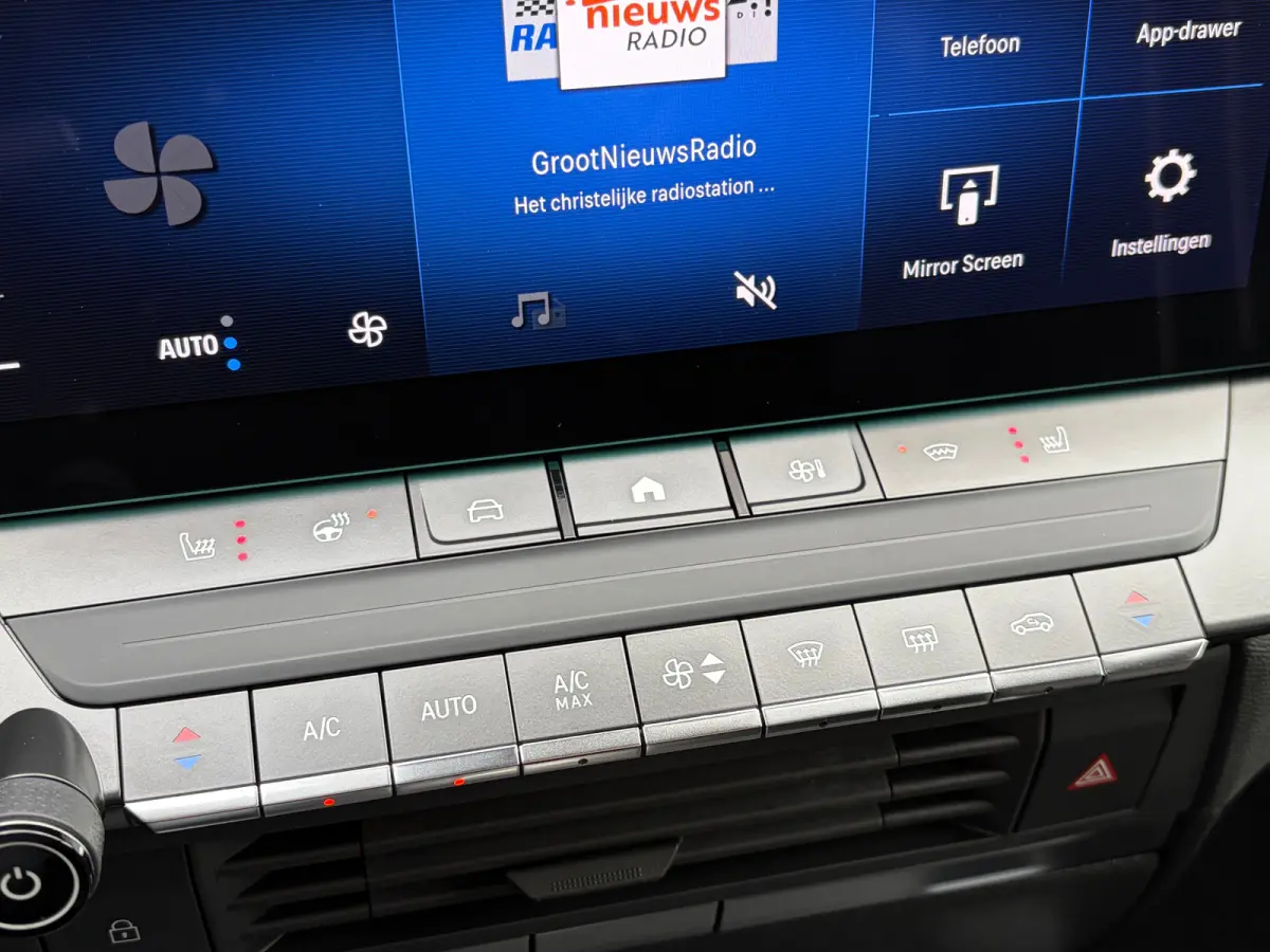 1.2 Turbo Hybrid 145 PK GS Aut. | ELEK. SCHUIF-/KANTELDAK| HEAD-UP DISPLAY| 360* CAMERA| MATRIX LED| AGR-COMFORTSTOELEN| ADAPTIEVE CRUISE CONTROL| DODEHOEK DETECTIE| SFEERVERLICHTING| STUUR,