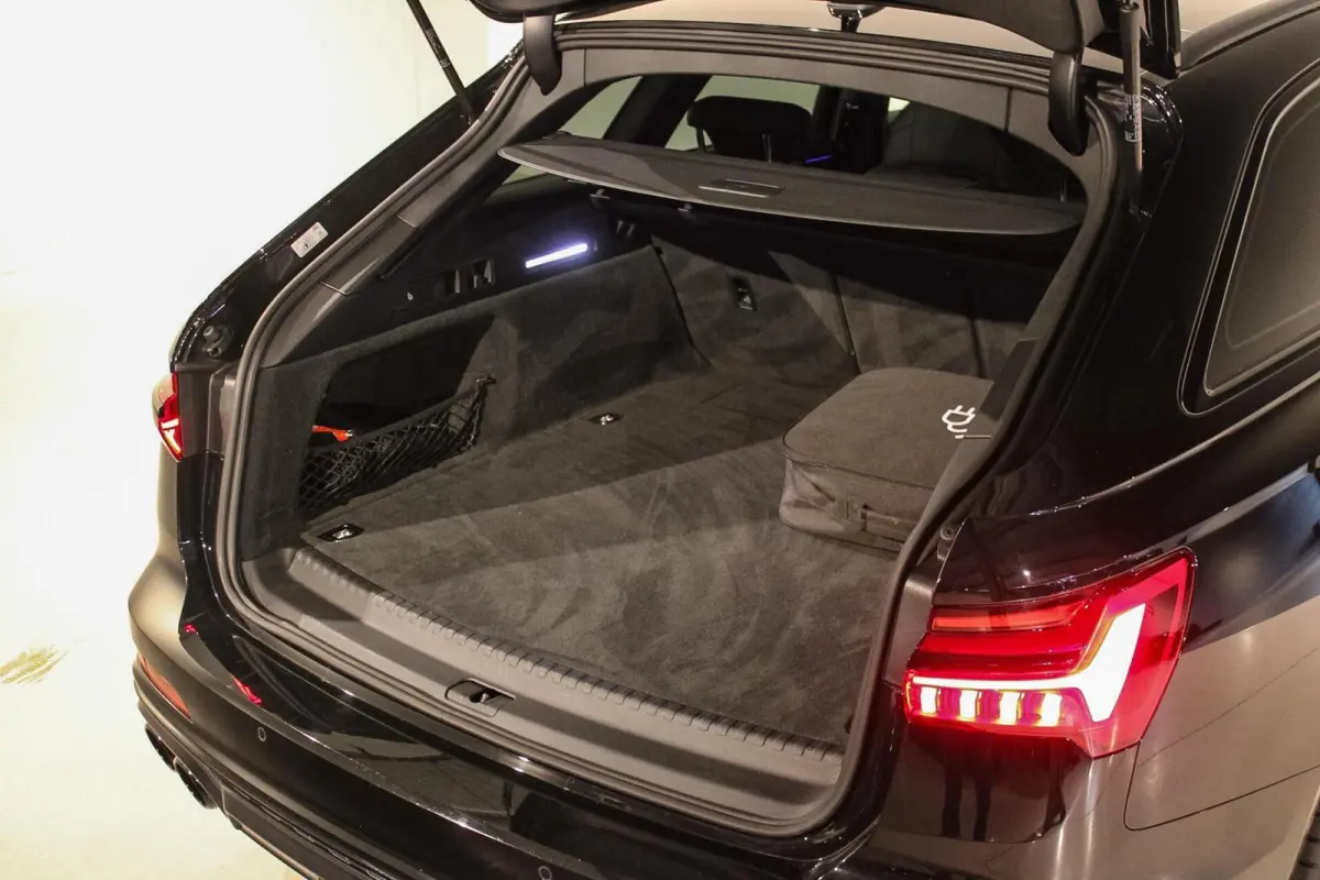 55 TFSI e Competition PANO | B&O | HUD