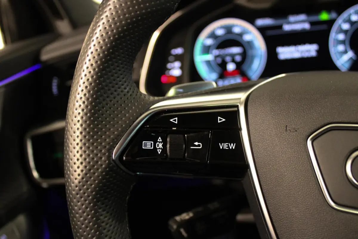 55 TFSI e Competition PANO | B&O | HUD