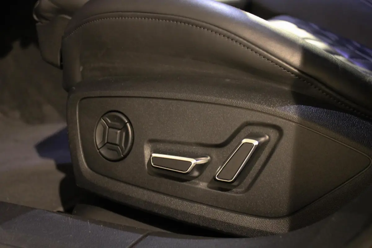 55 TFSI e Competition PANO | B&O | HUD