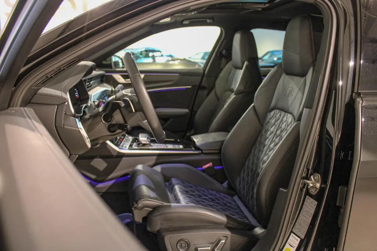 55 TFSI e Competition PANO | B&O | HUD