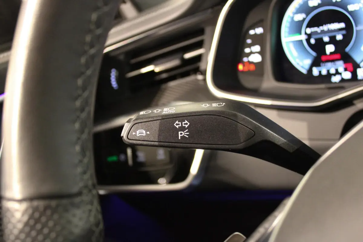 55 TFSI e Competition PANO | B&O | HUD
