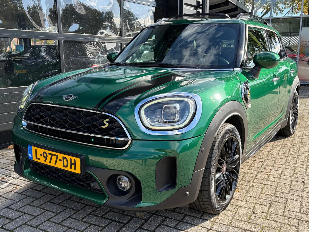 1.5 Cooper ALL4 220 PK Chili JCW | TREKHAAK AFNB.| ELEK. SCHUIF-/KANTELDAK| JOHN COOPER WORKS| LEDER MET STOELVERWARMING| HEAD-UP DISPLAY| ADAPTIEVE CRUISE CONTROL| ELEK. KOFFERKLEP| KEYLESS